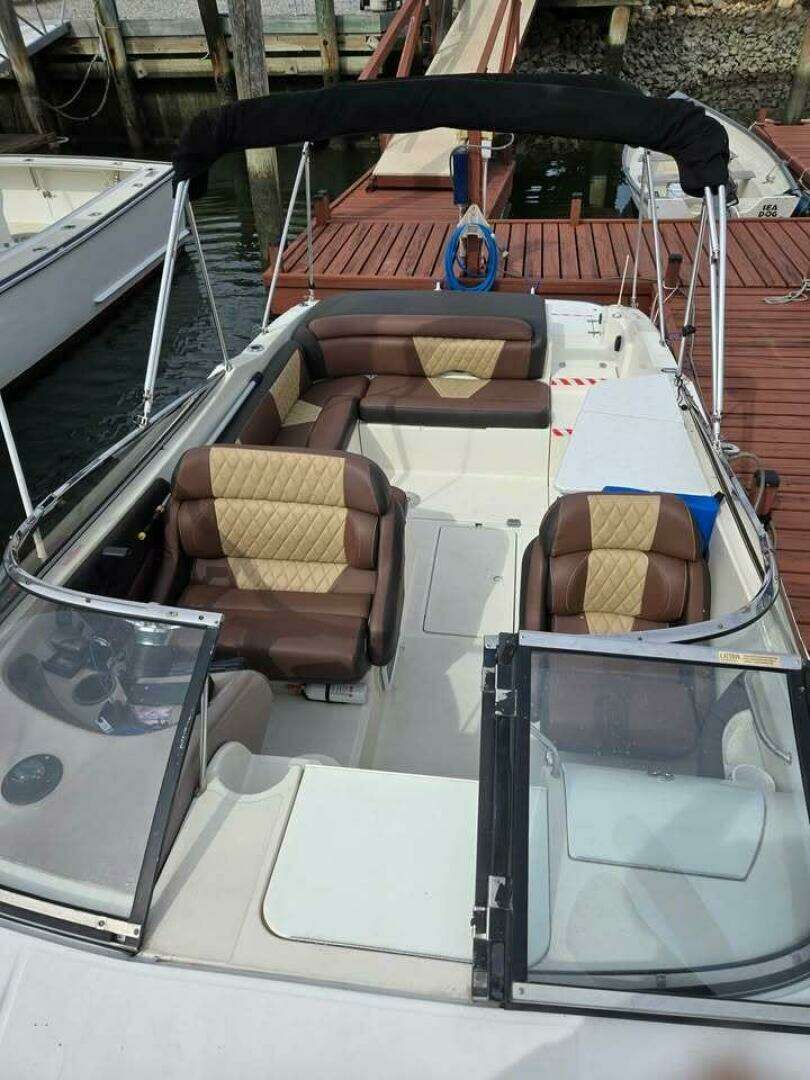 2002 Regal 262 LSC - Image 7