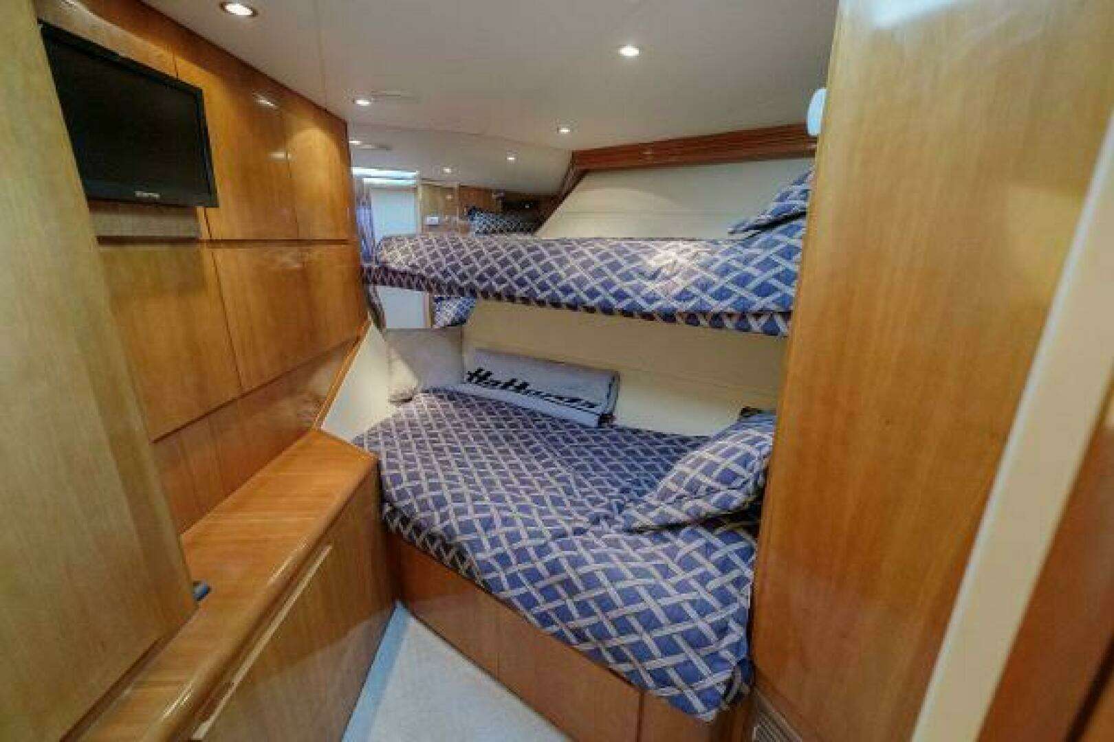 2002 Hatteras 50 Convertible - Image 24