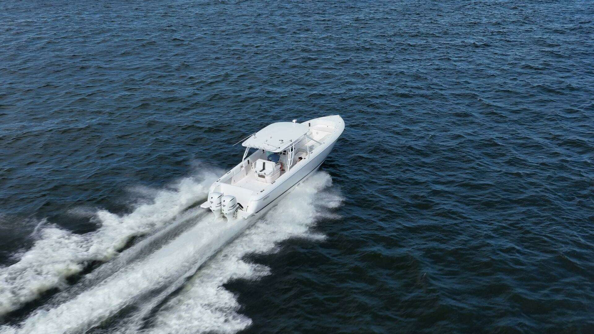 2011 Intrepid 400 Open - Image 13