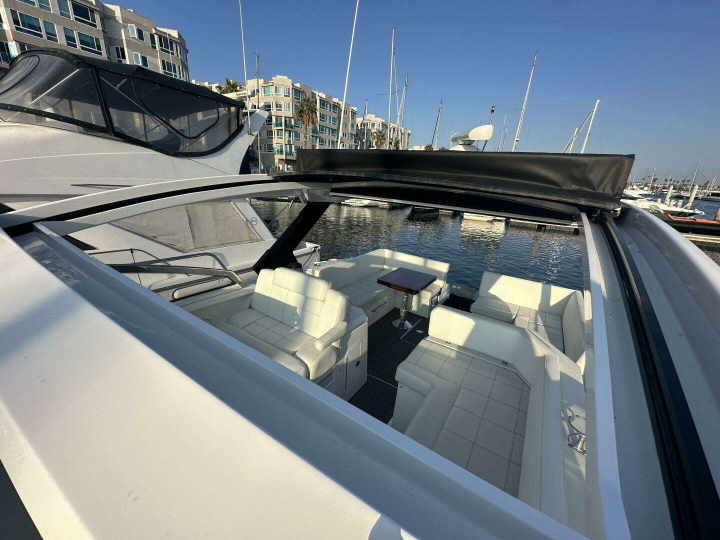 2017 Cruisers Yachts 390 Express Coupe - Image 69