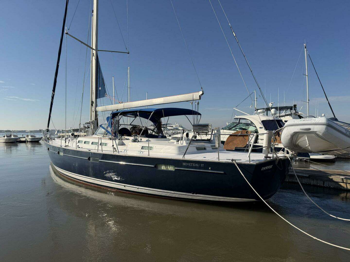 2004 Beneteau 57 Center Cockpit - Image 4