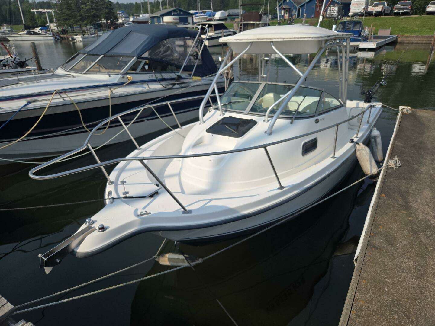 2004 Bayliner — - Image 2