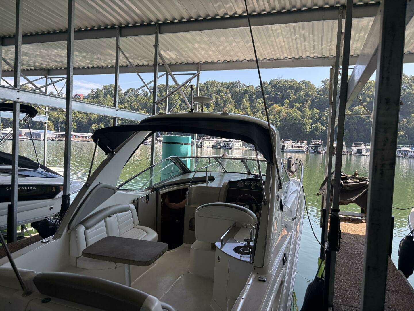 2008 Sea Ray 290 Sundancer - Image 2