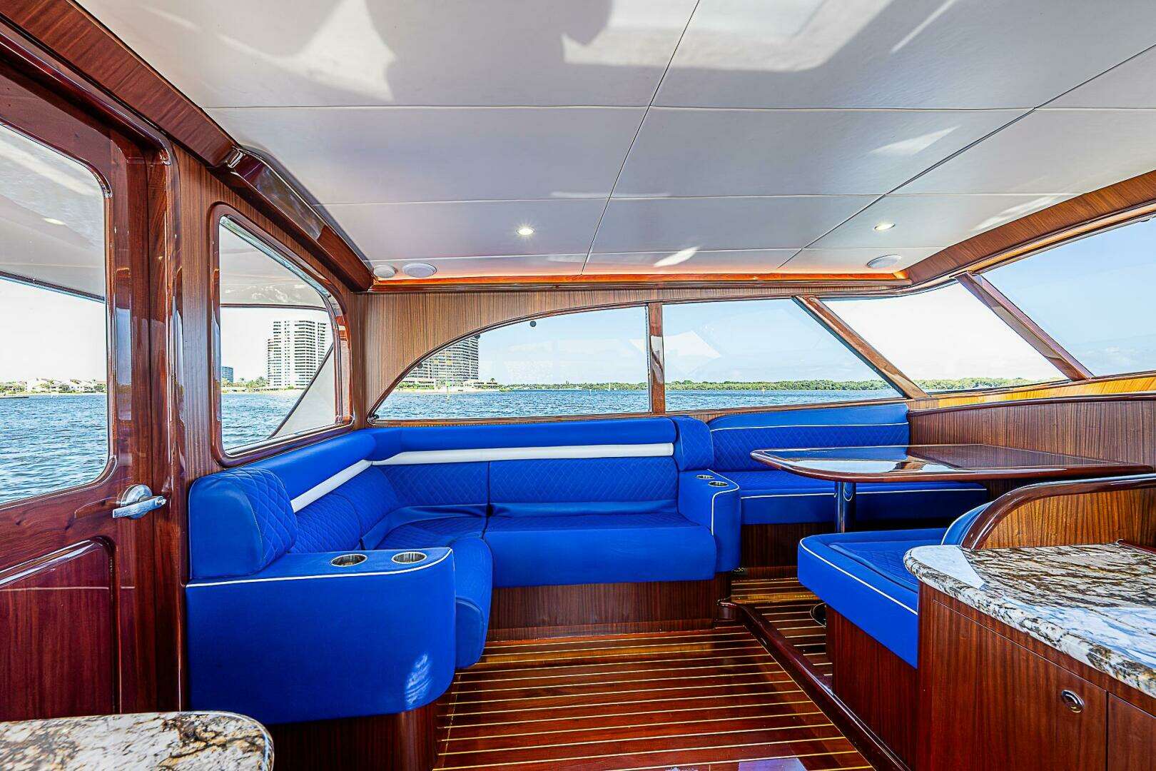 2022 Maverick 50 Sport Yacht - Image 12
