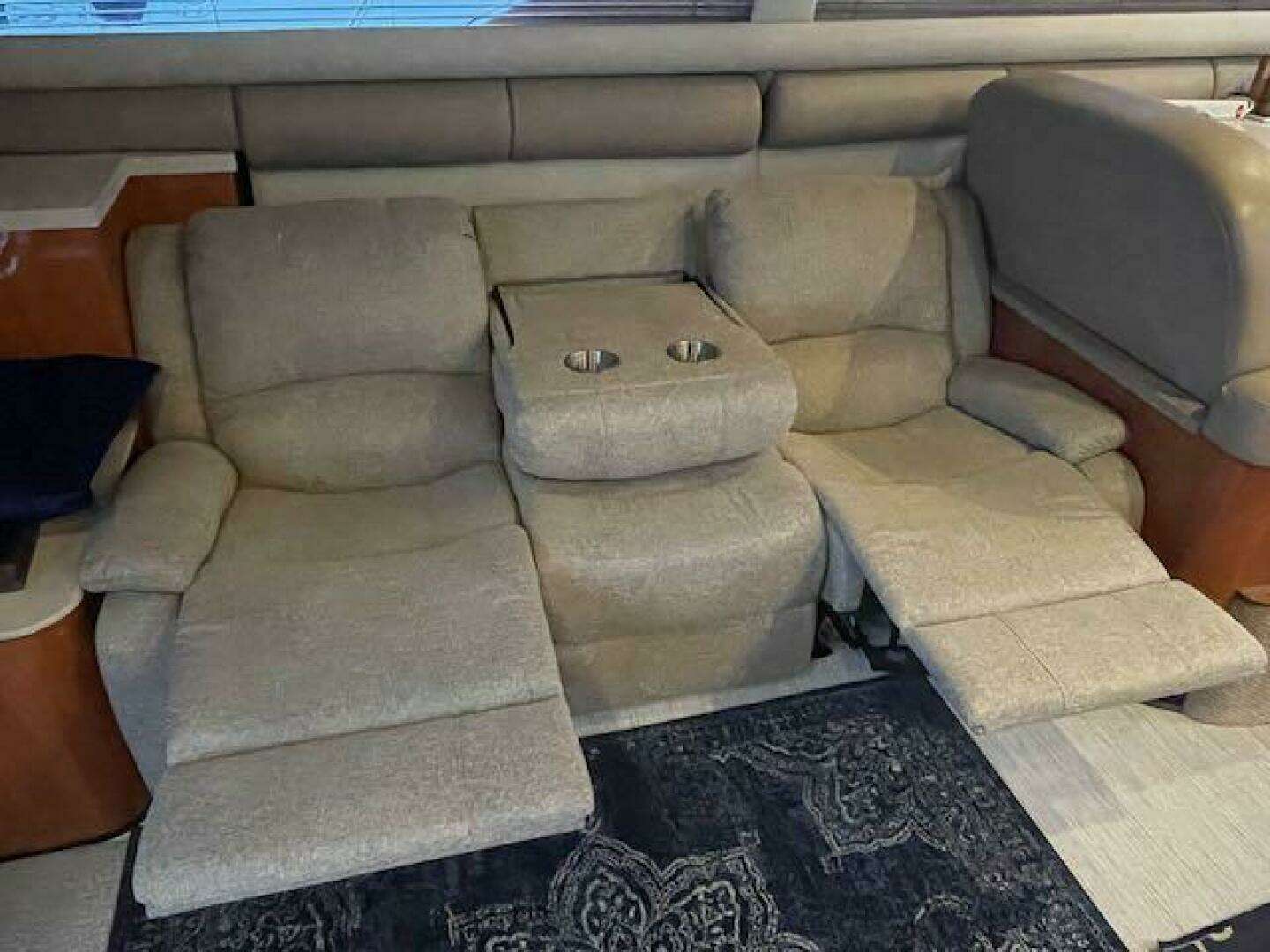 1999 Sea Ray 480 Sedan Bridge - Image 42