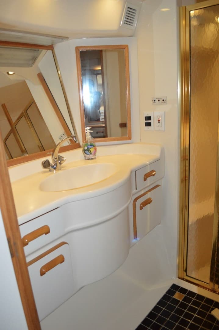 1994 Sea Ray 500 Sundancer - Image 36