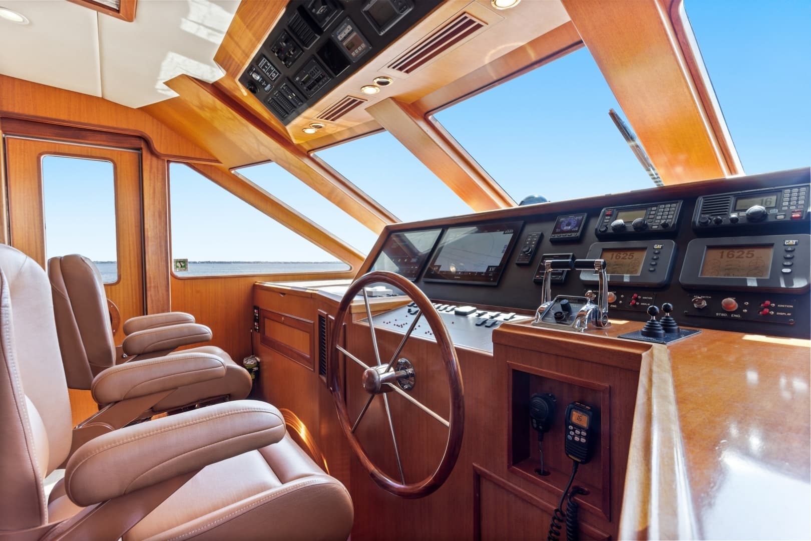 2005 Offshore Yachts Offshore 66 - Image 26