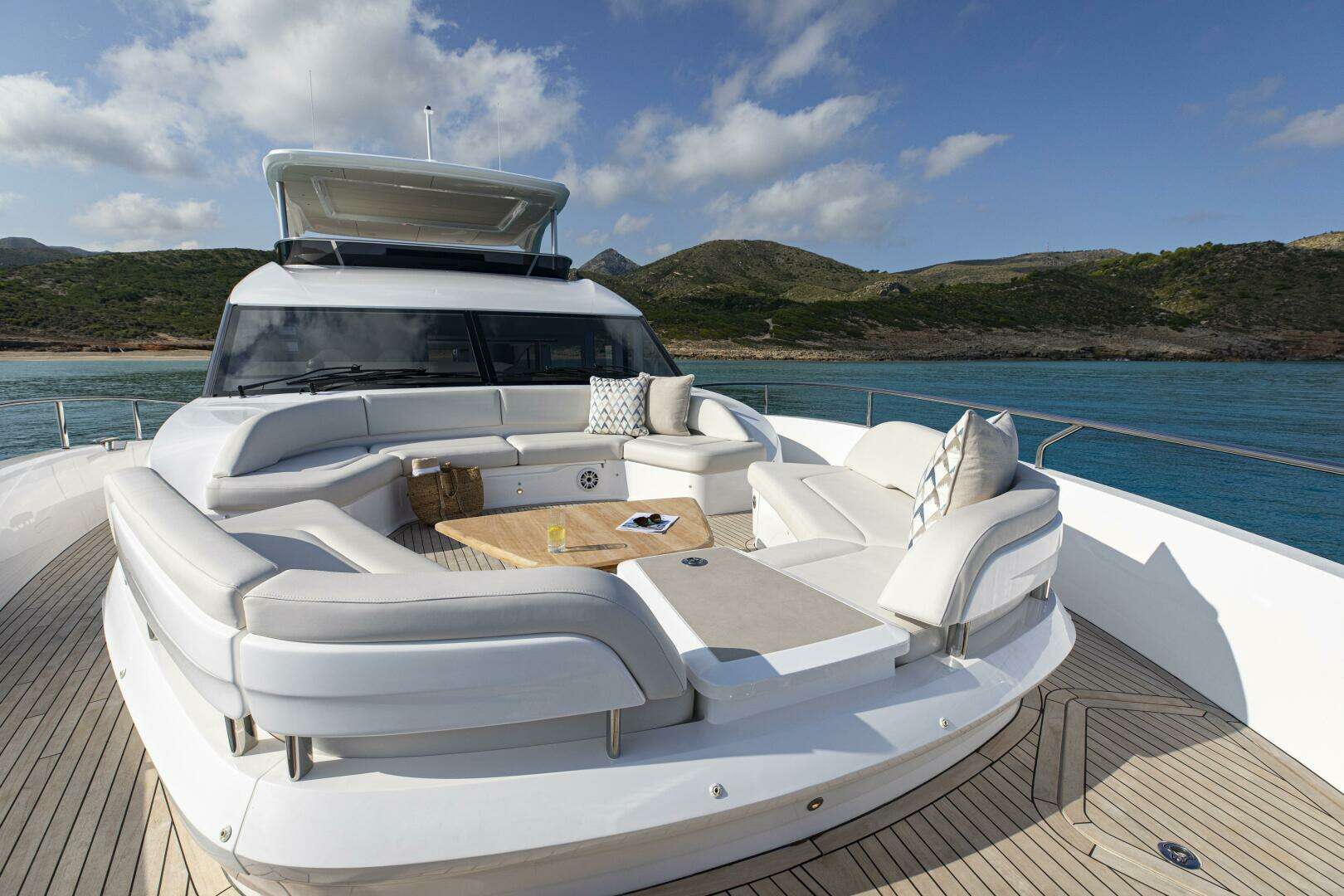 2026 Princess Y80 - Image 7