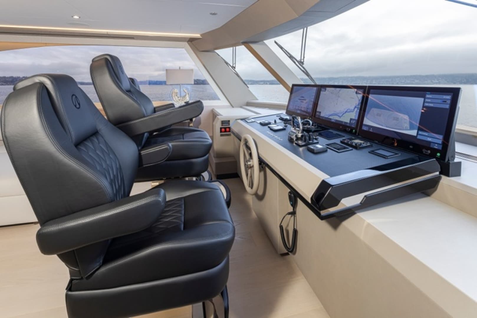 2027 Ocean Alexander 27R - Image 45