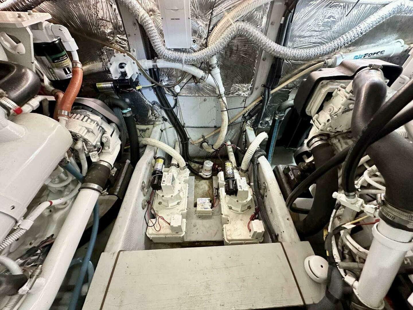 2007 Meridian 411 Sedan - Image 39