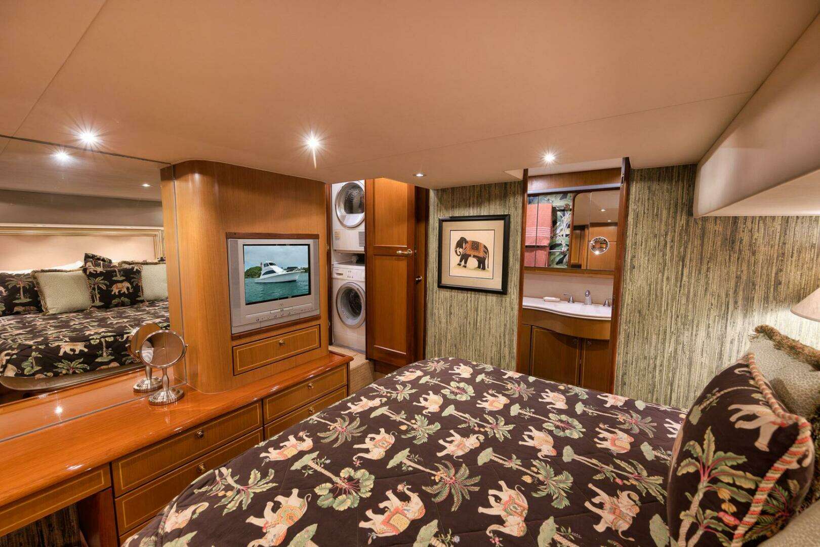 2004 Ocean Yachts 57 Enclosed Bridge Convertible - Image 11