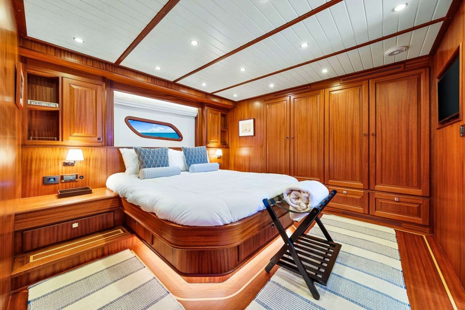 2024 Vicem Yachts — - Image 24