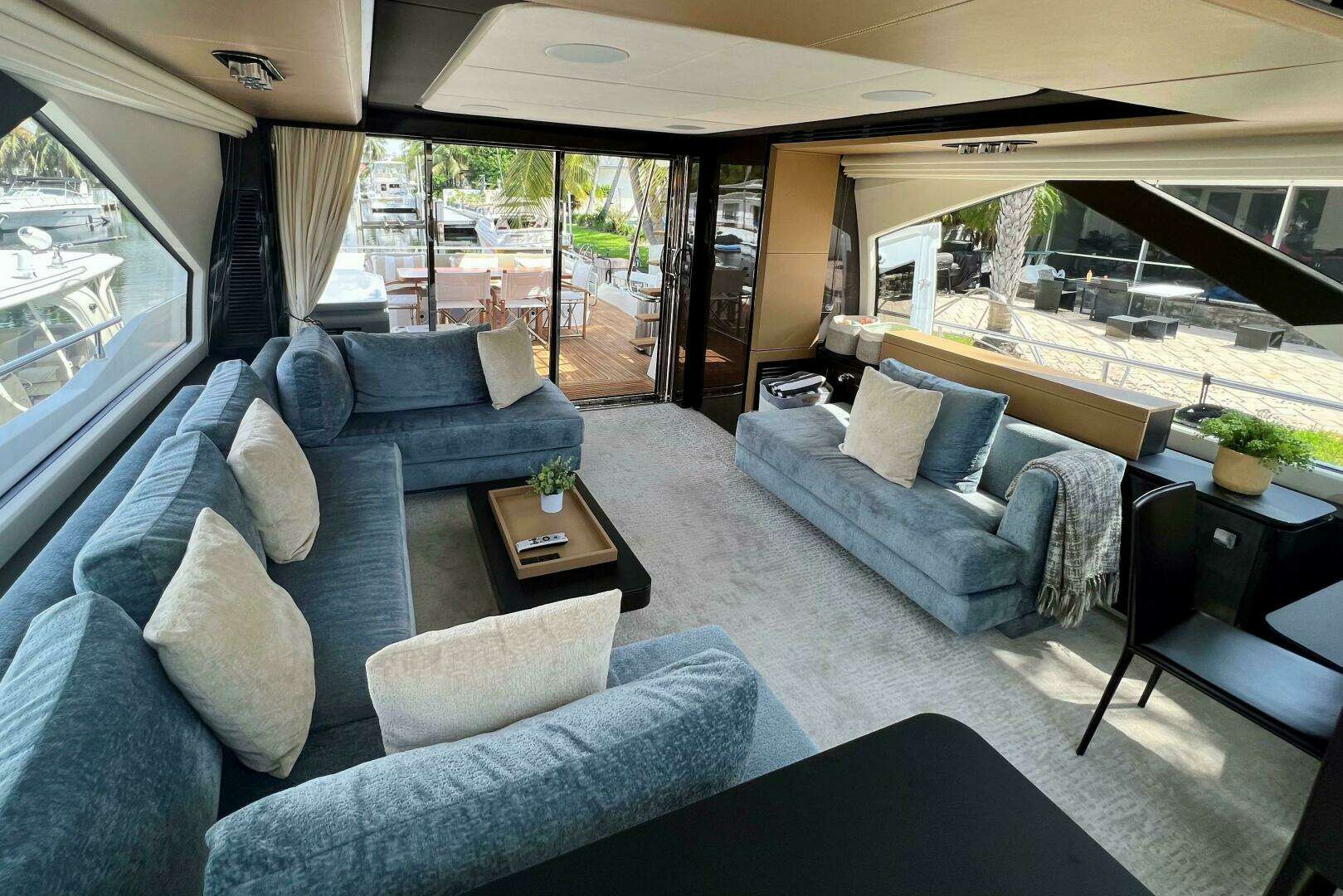 2019 Azimut 77S - Image 5