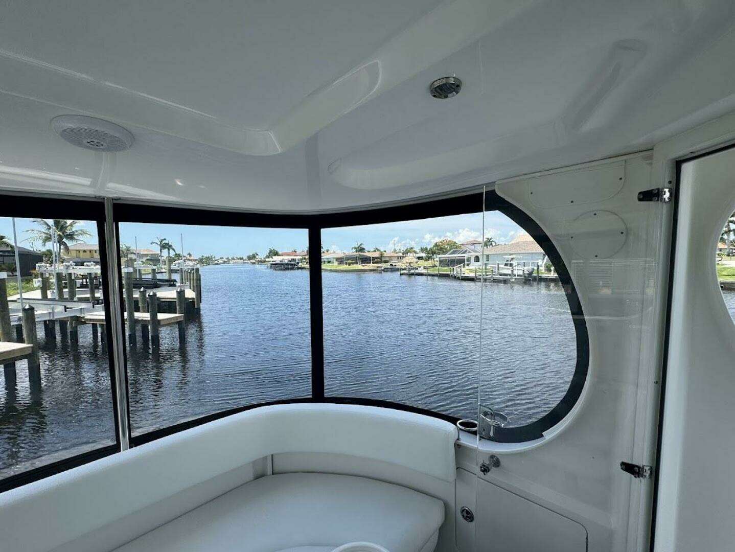 2006 Sea Ray 40 Motoryacht - Image 20