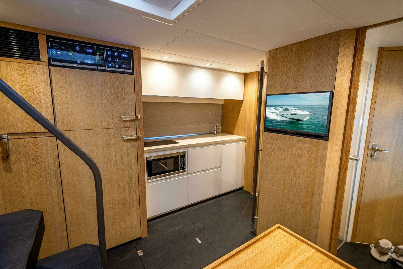 2015 Fairline Targa 48 Open - Image 18