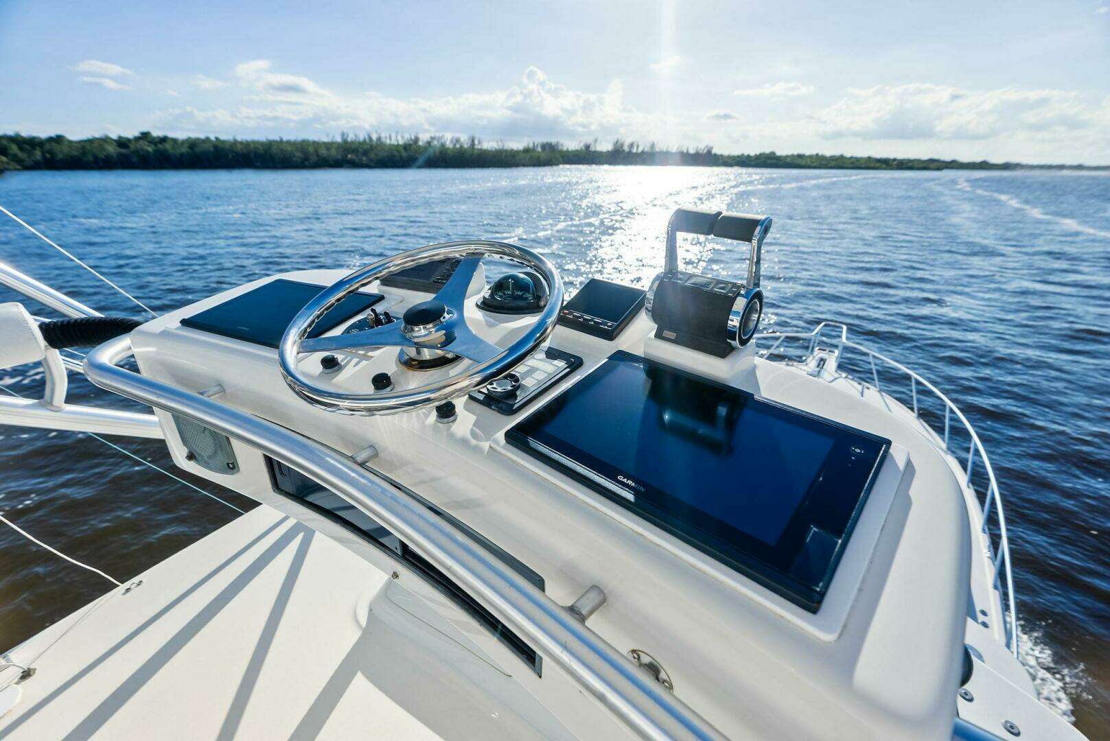 2006 Cabo 45 Express - Image 15
