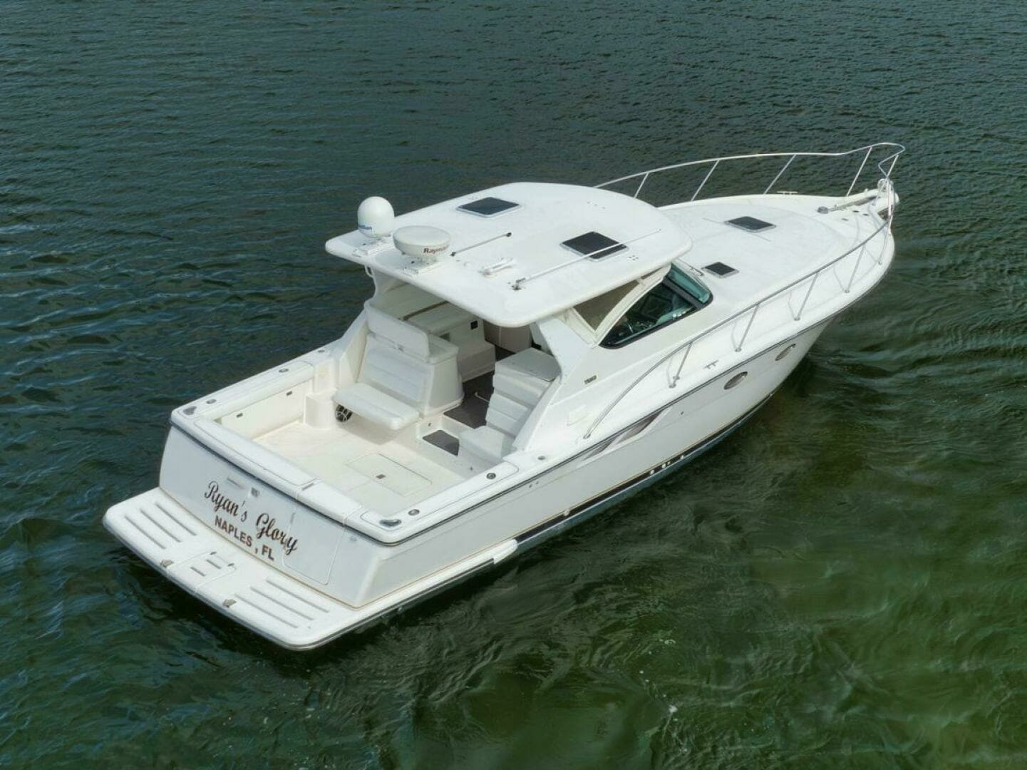 2004 Tiara Yachts 38 Open - Image 3