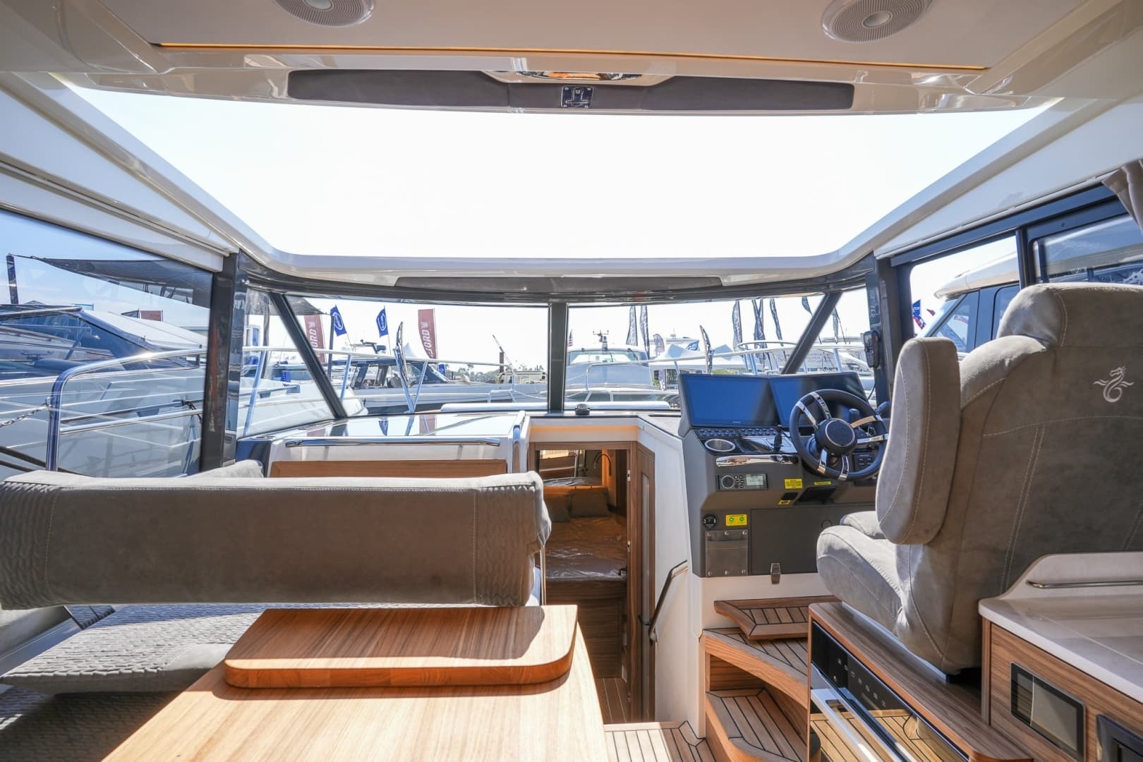2026 Marex 390 - Image 12