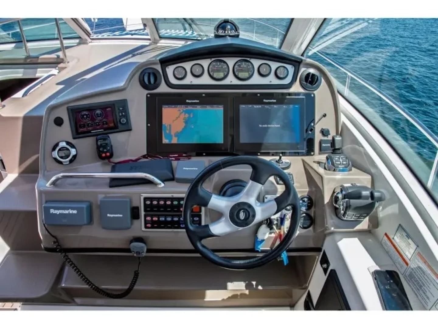 2011 Cruisers Sports Coupe 420 - Image 15