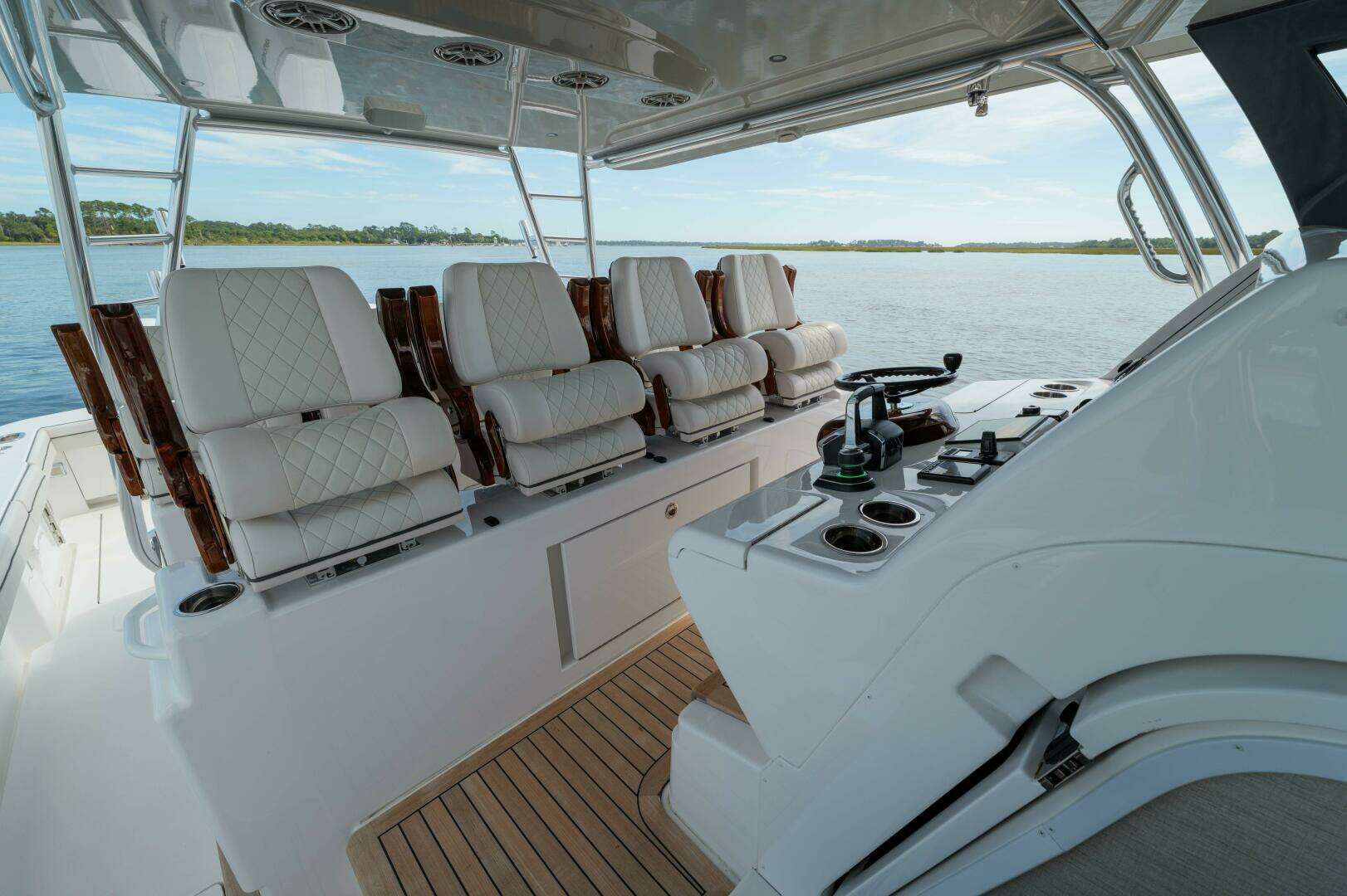2024 Valhalla Boatworks V-55 - Image 15
