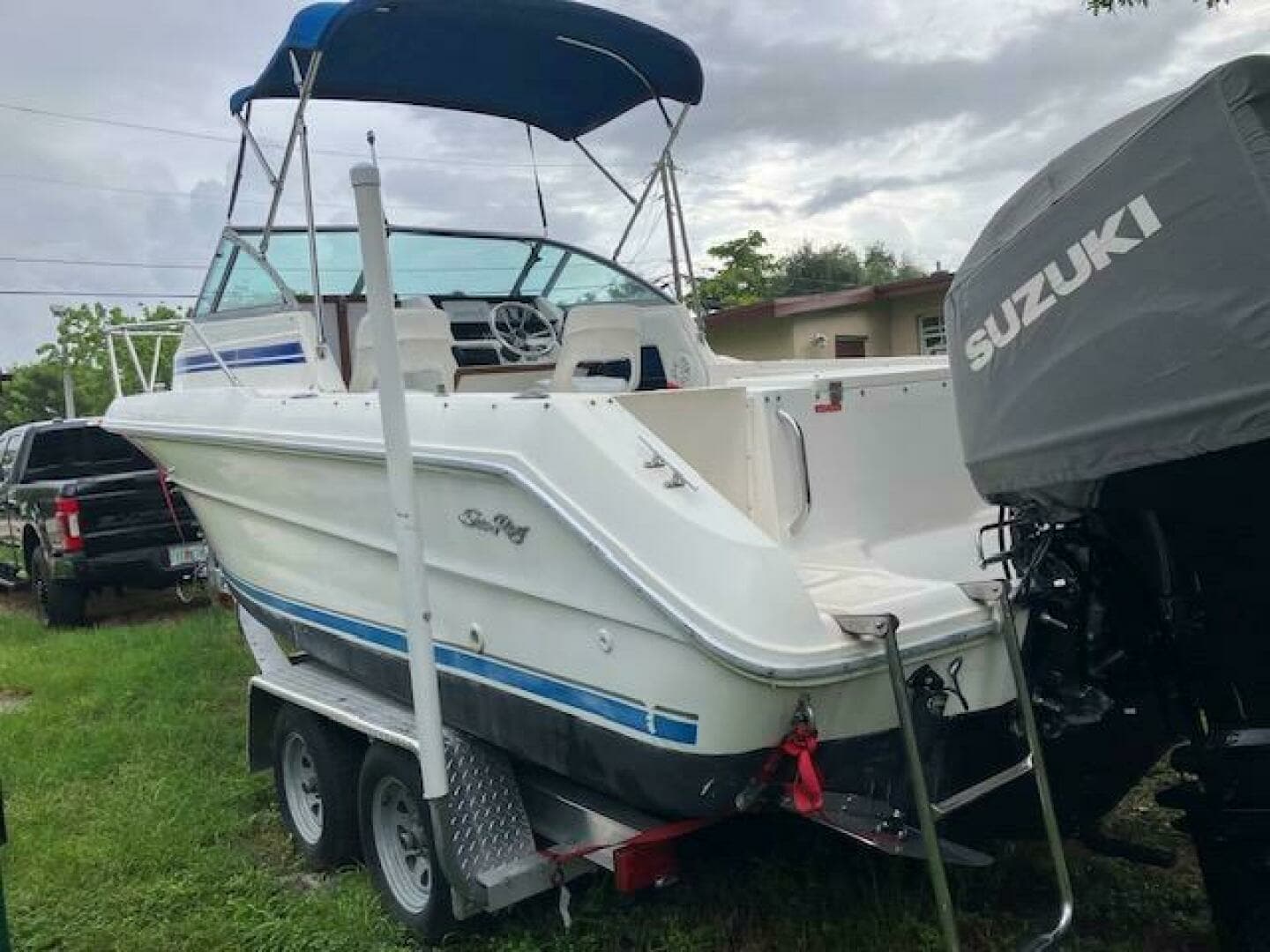 1990 Sea Ray 240 Sundeck - Image 3