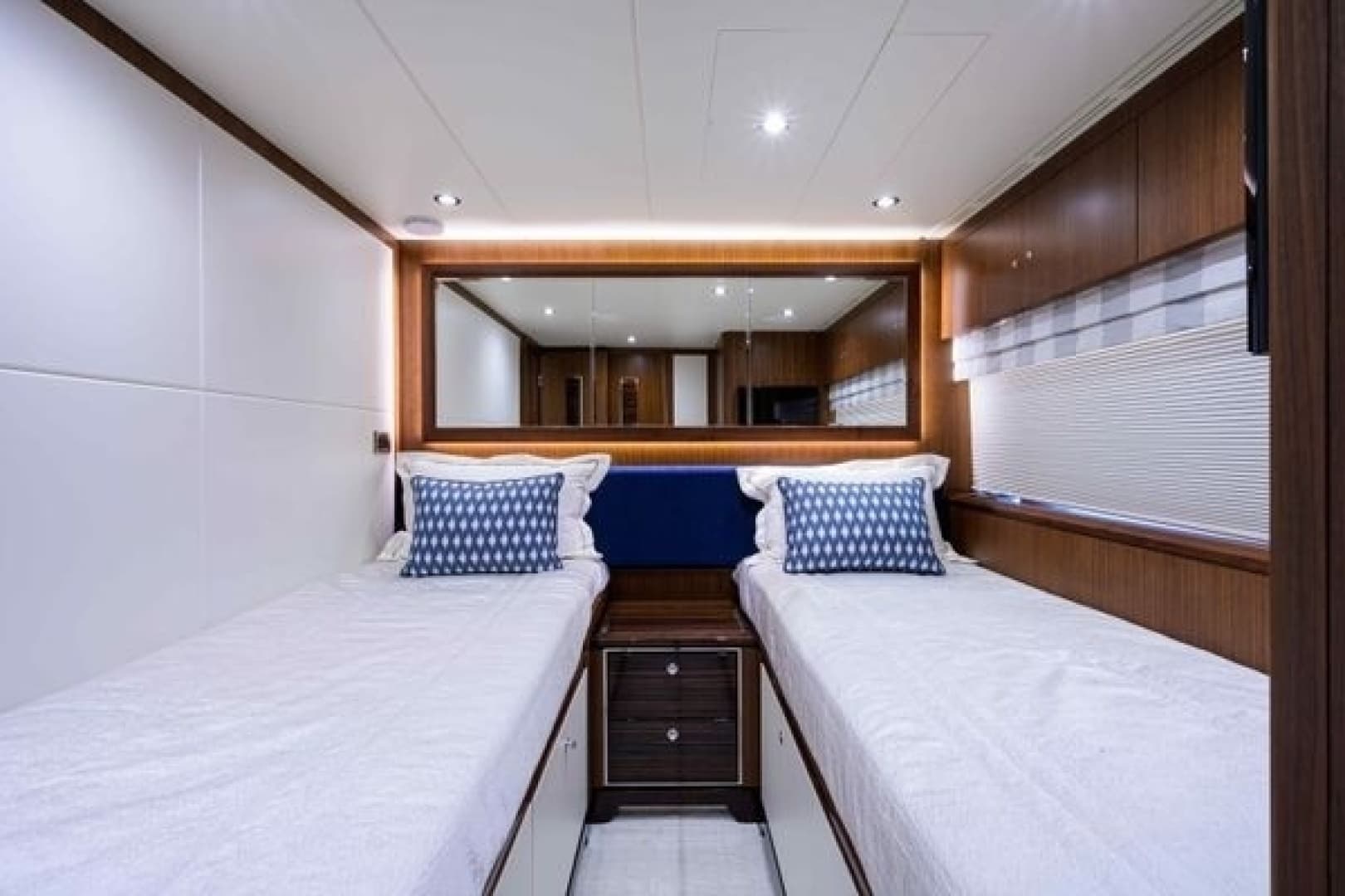 2019 Ocean Alexander Motoryacht 100 - Image 54