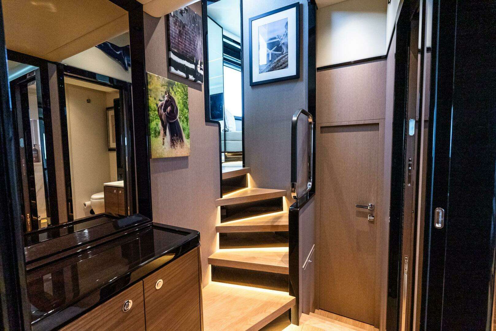 2022 Absolute 64 Navetta - Image 96