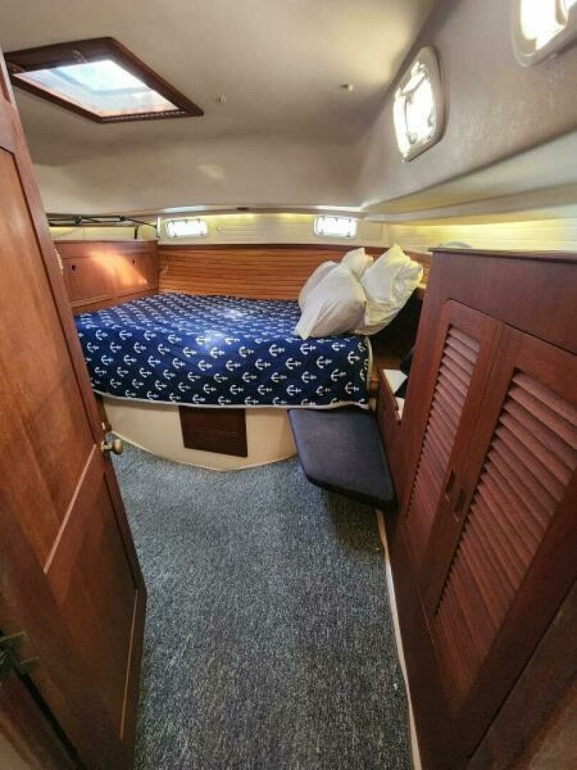 1990 Catalina Morgan Classic 41 - Image 17