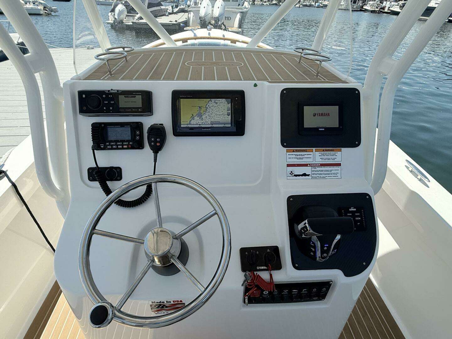 2017 Vanquish Bristol Harbor 23 CC - Image 25