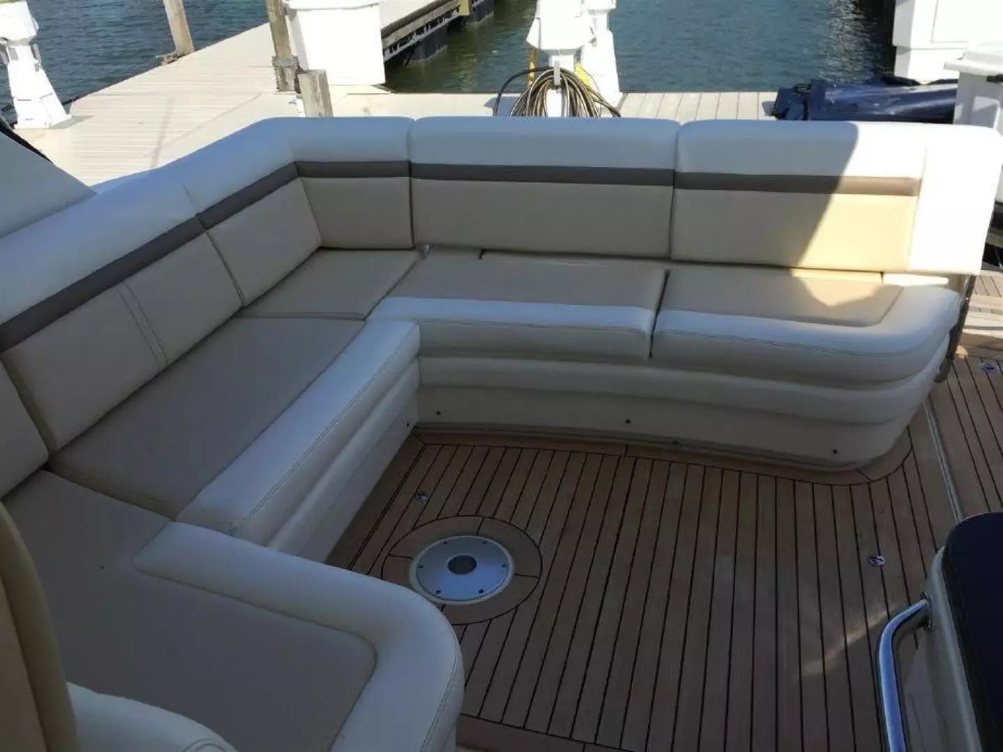 2013 Sea Ray Sundancer - Image 16