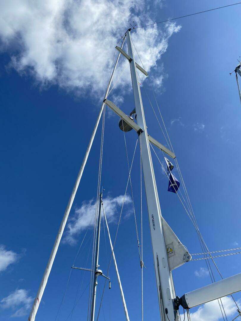 1997 Catalina Morgan 38 - Image 8
