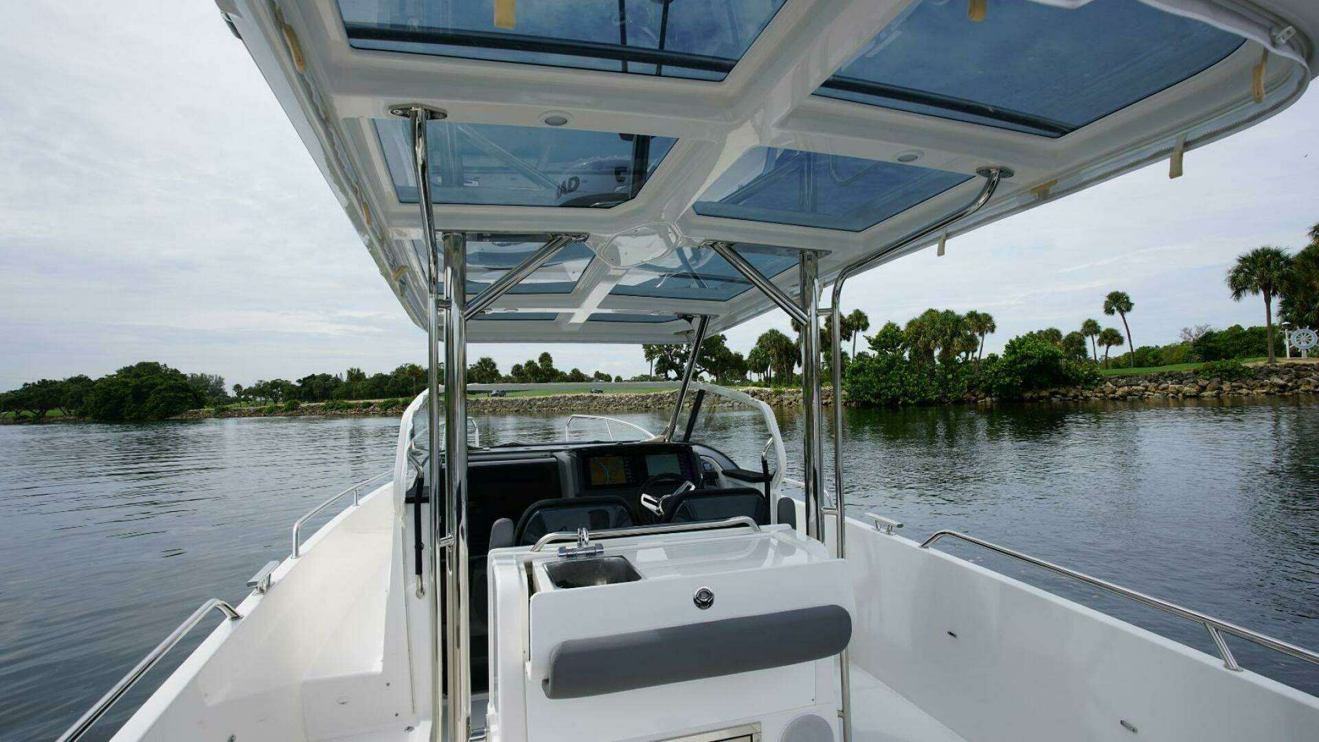2024 Nimbus Tender 9 - Image 19