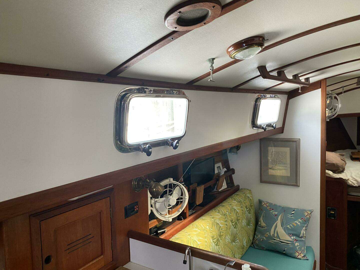 1987 Dickerson 37 aft cockpit - Image 40