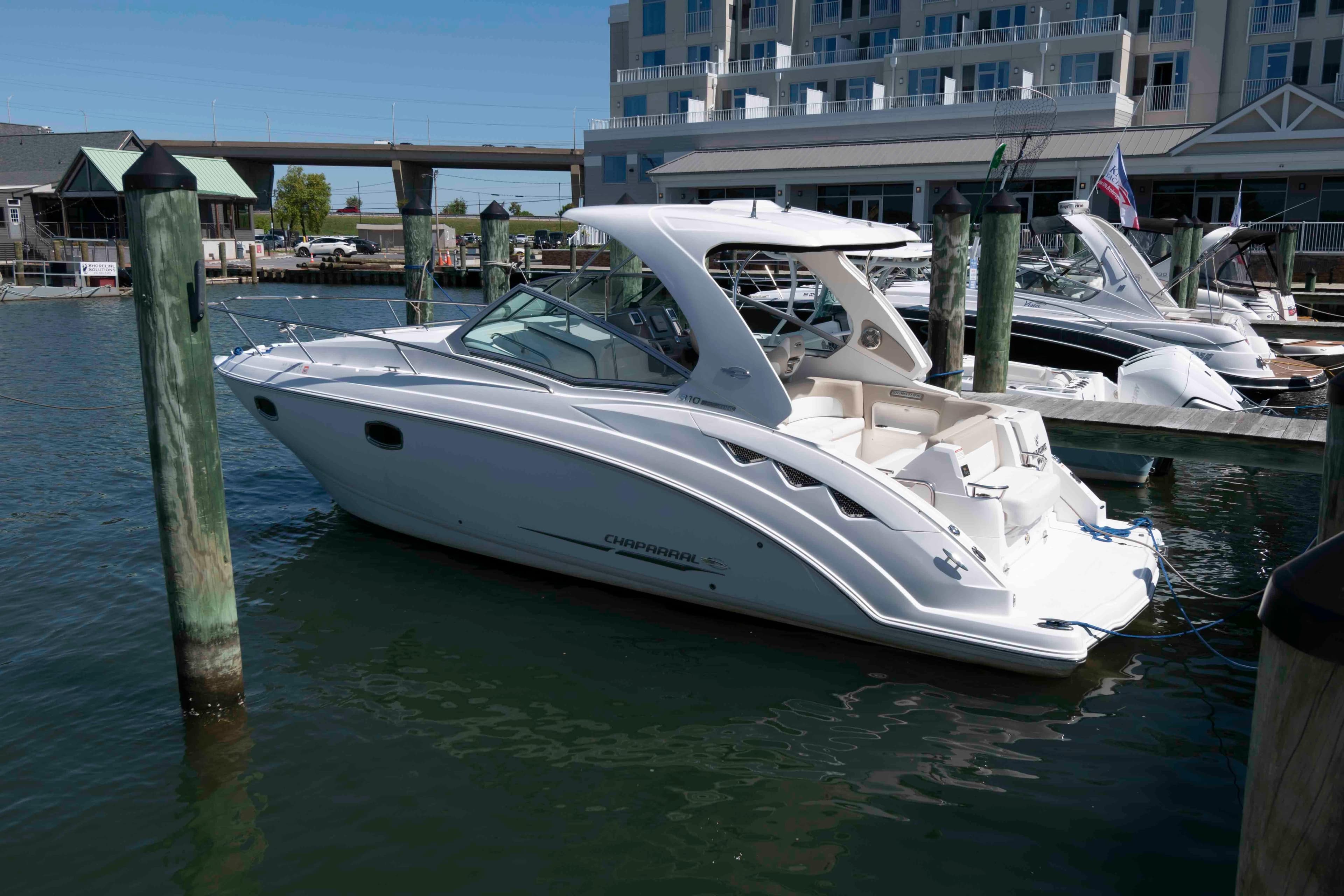 2013 Chaparral 310 Signature