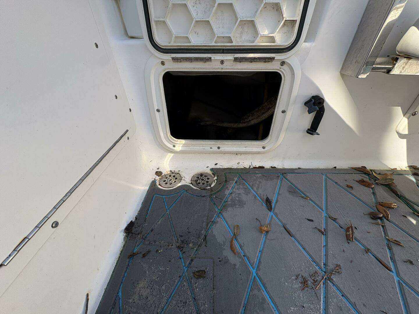 2008 Wellcraft 35 Scarab Sport - Image 85