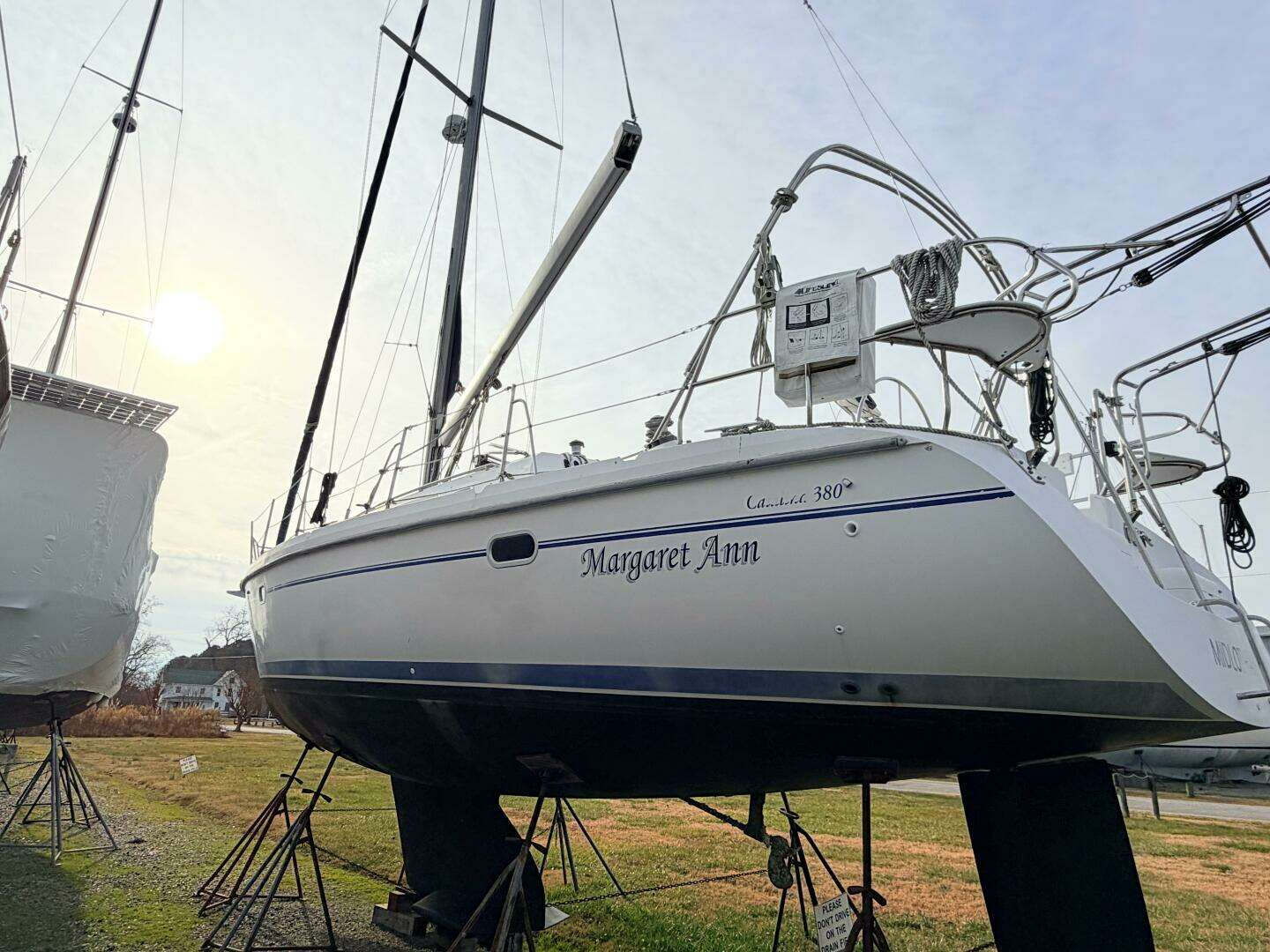 2001 Catalina 380 - Image 4