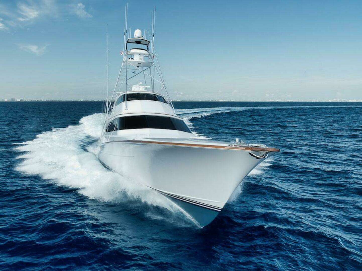 2016 Merritt 86' Enclosed Flybridge - Image 13