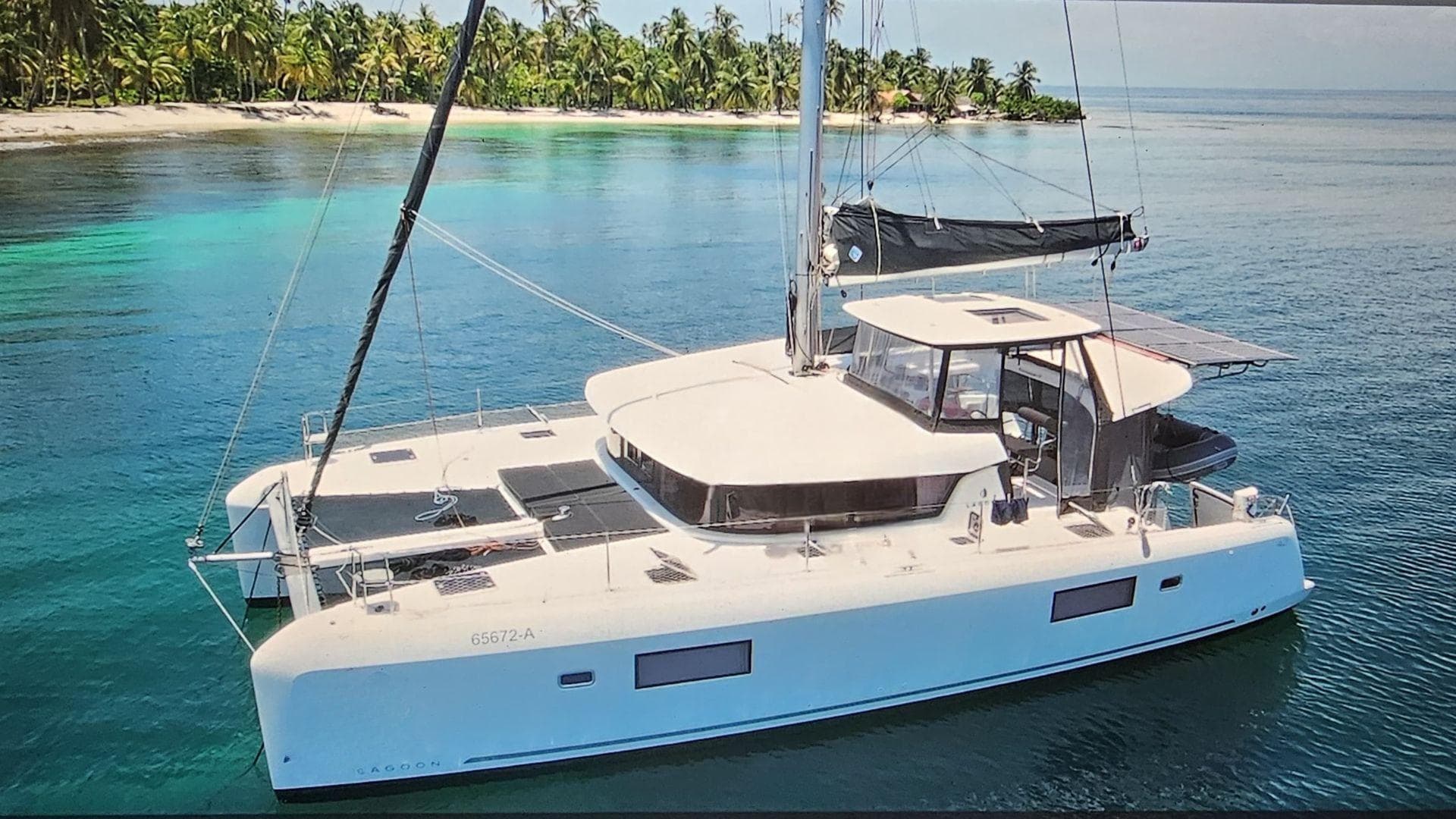 Lagoon 42