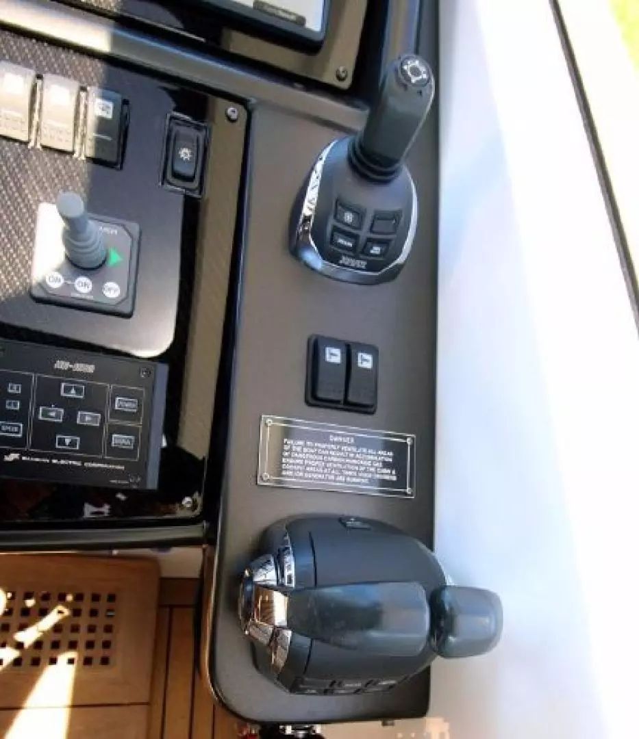 2013 Sunseeker Portofino - Image 35