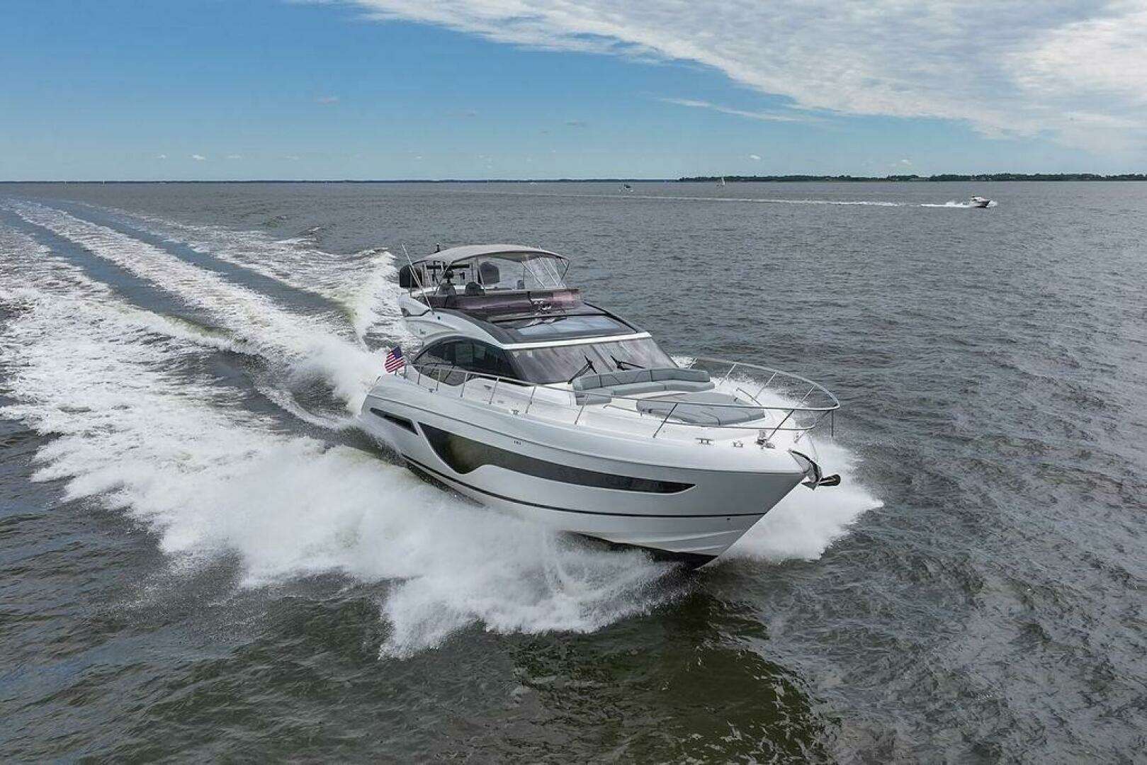 2020 Princess S66 - Image 4