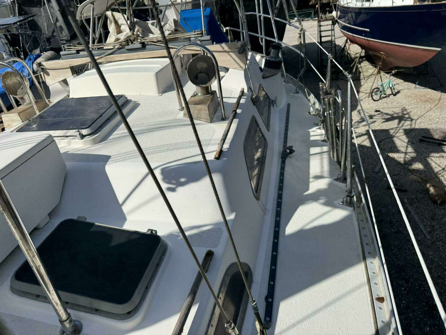 1987 Tayana 42 Vancover Aft Cabin - Image 36