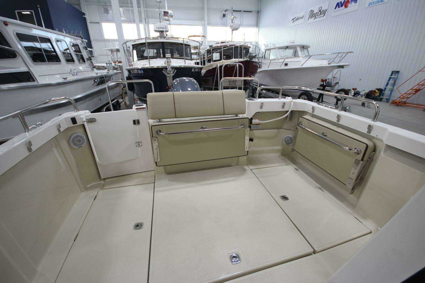 2026 Ranger Tugs R-23 Luxury Edition - Image 27