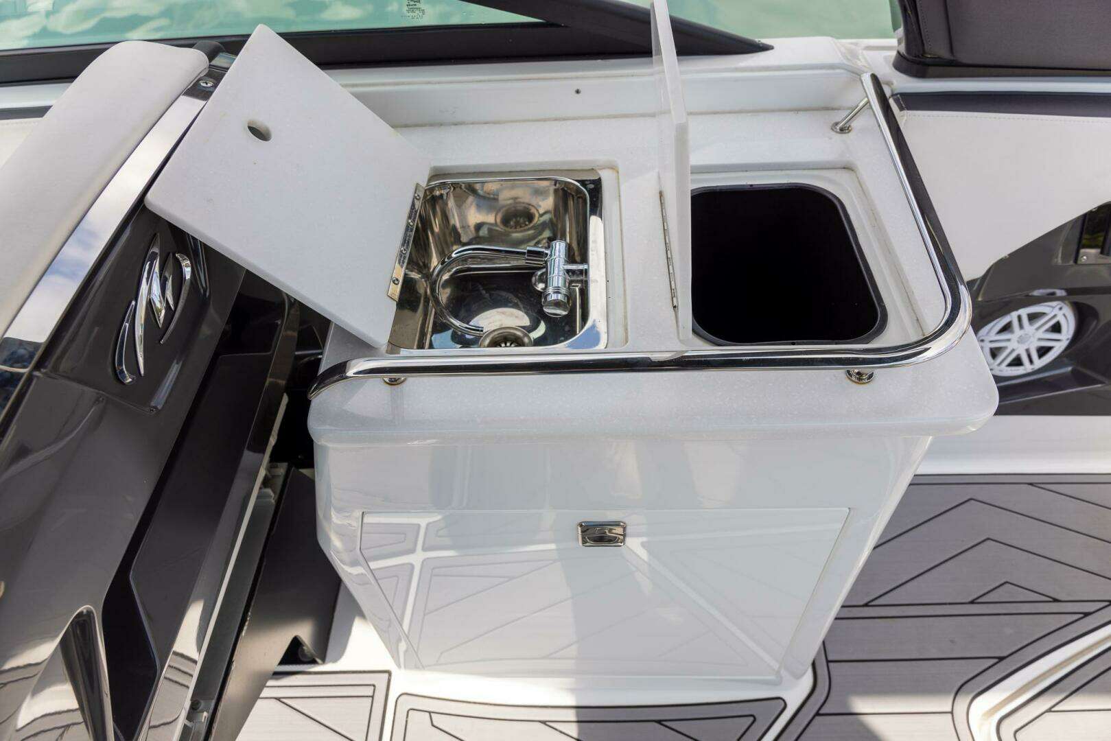 2023 Monterey 255SS Super Sport - Image 30