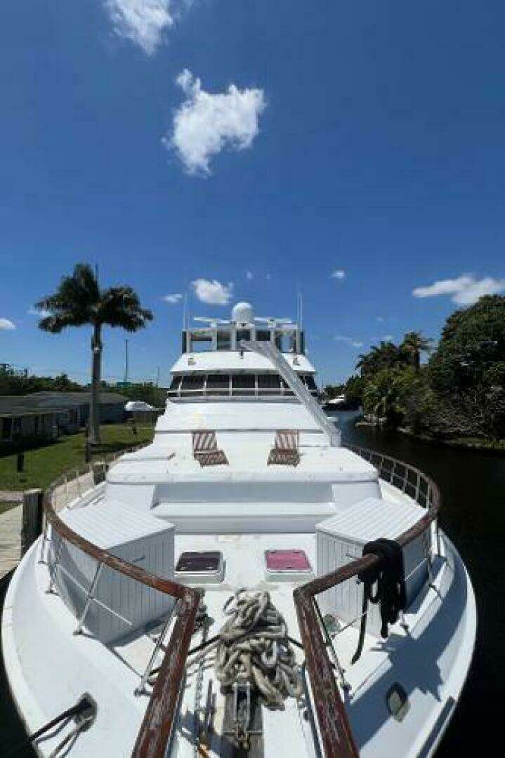 1983 Knight & Carver Custom Trideck - Image 6