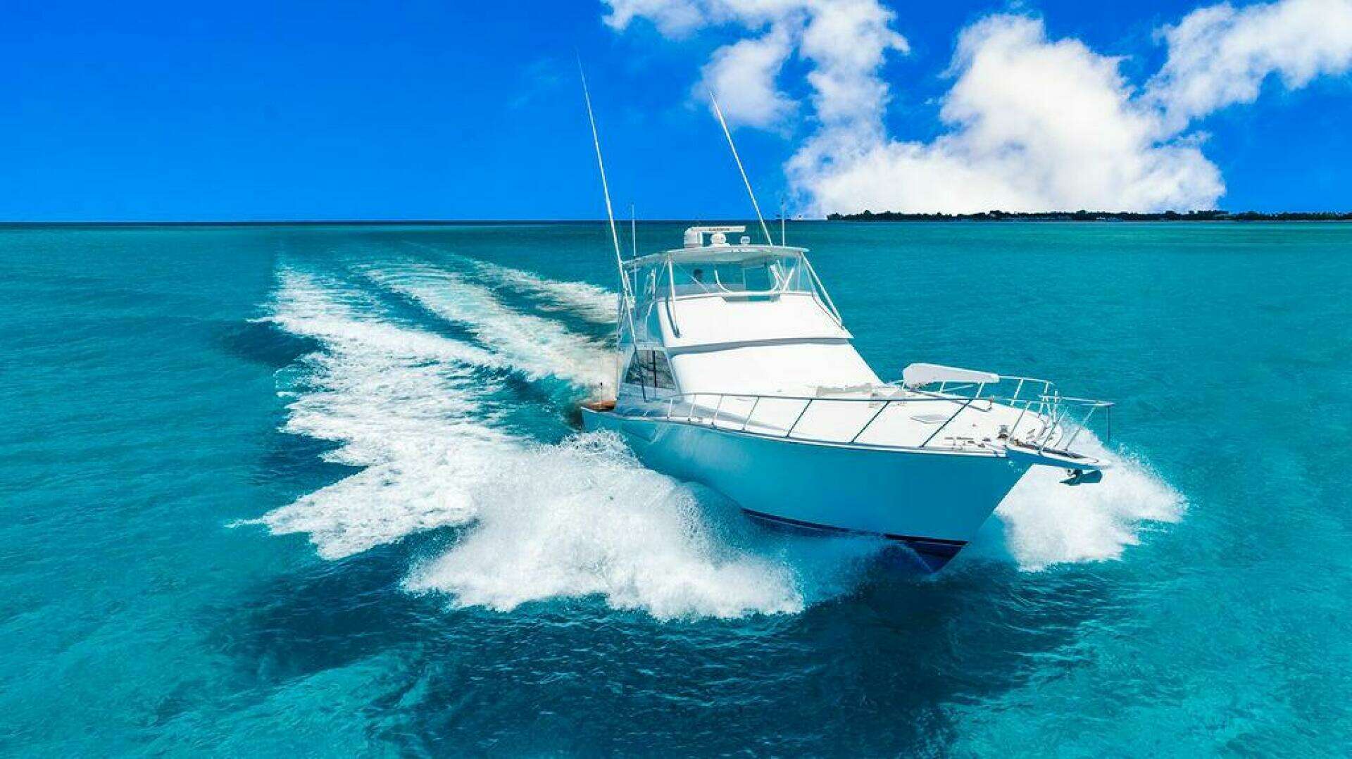 1999 Viking 55 Convertible - Image 32