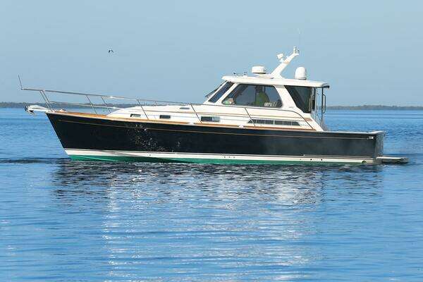 2006 Sabre 38 Hard Top Express - Image 1