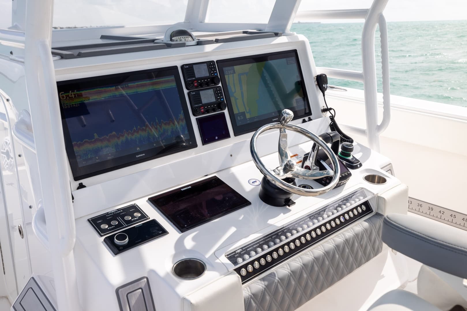 2023 Invincible 37 Catamaran - Image 23