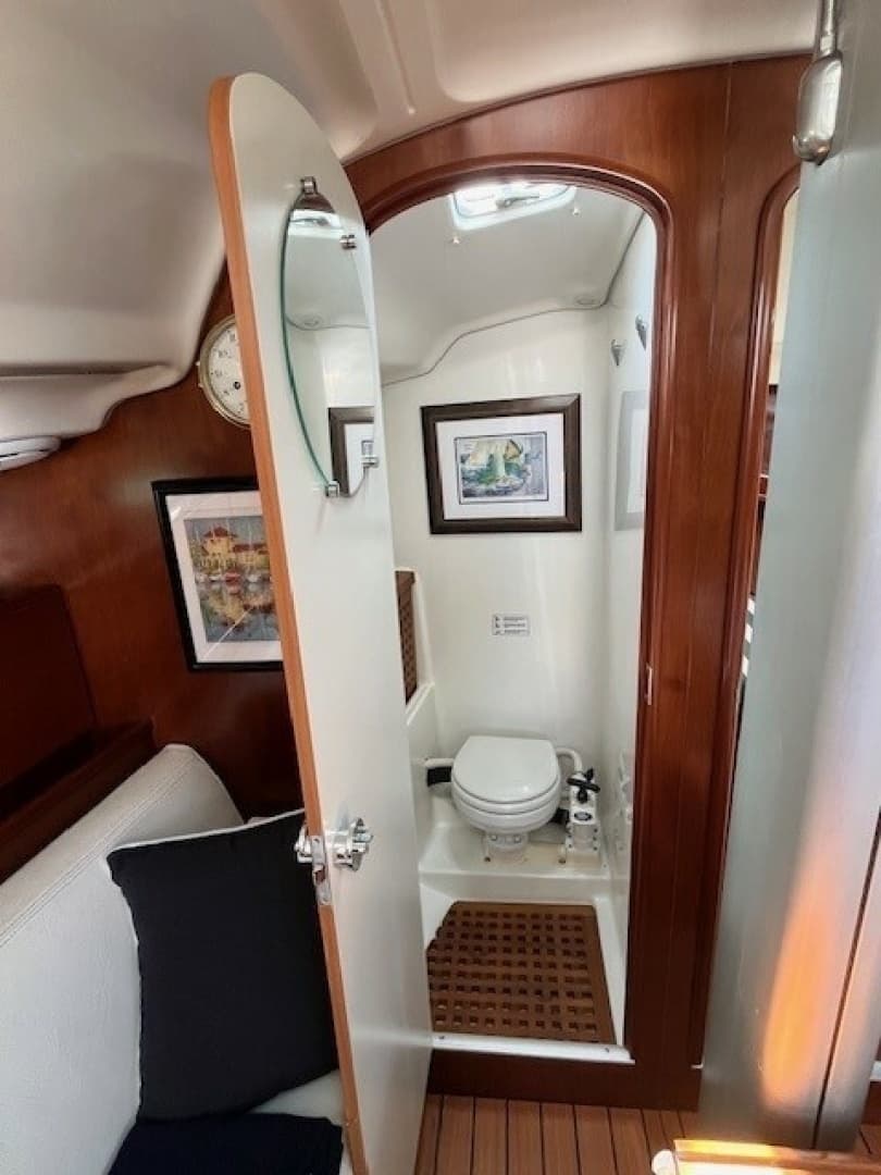 2005 Beneteau First 36.7 - Image 29