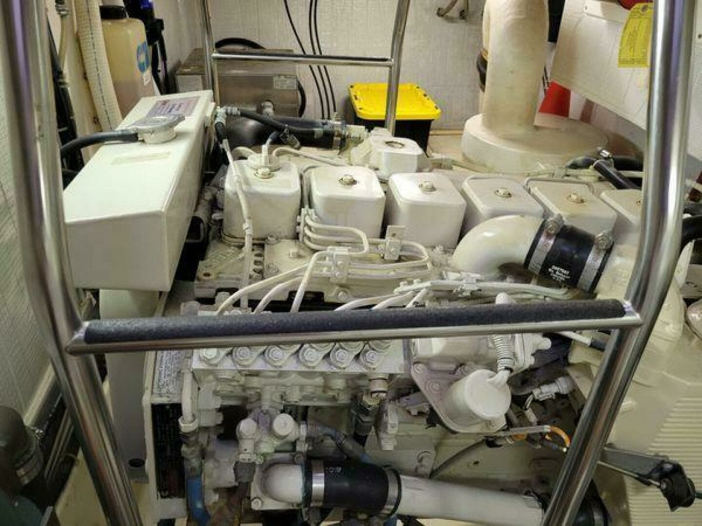2003 American Tug 34 - Image 4