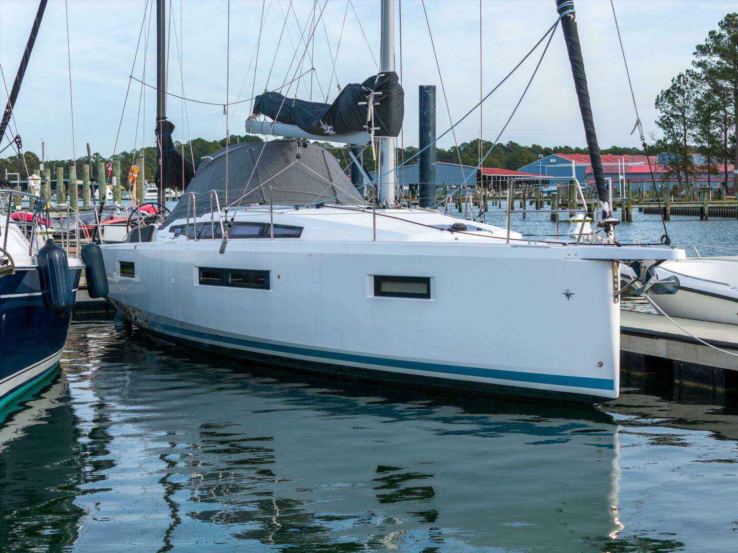 2023 Jeanneau Sun Odyssey 410 - Image 10